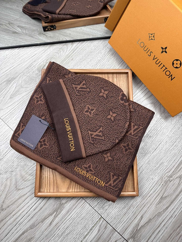 ブランドマフラー側面デザイン